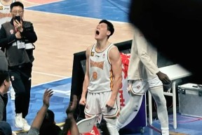 关于今晚体能课后，曼城外线爆发备战CBA常规赛，引发热议，赛季目标并未改变的信息-线上娱乐